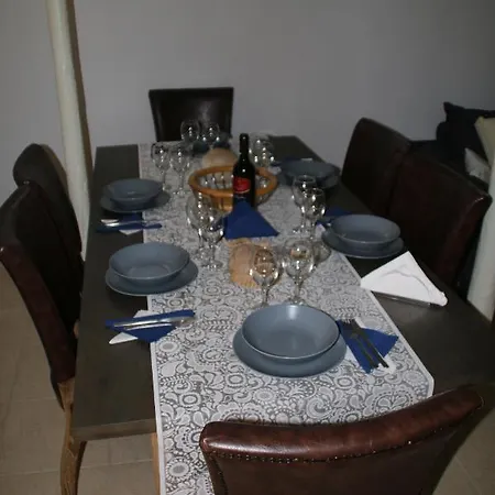 Luxury Stone Nyaraló