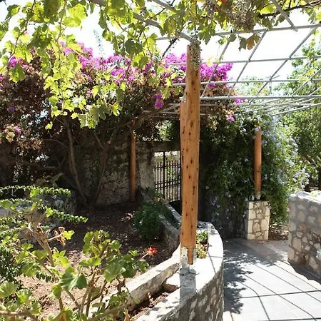 Luxury Stone Fiskardo